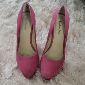 Elizabeth & James Pink Pumps